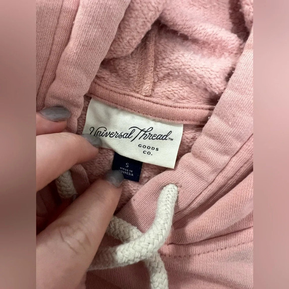 Universal Thread Sweatshirt - Picture 7 of 7